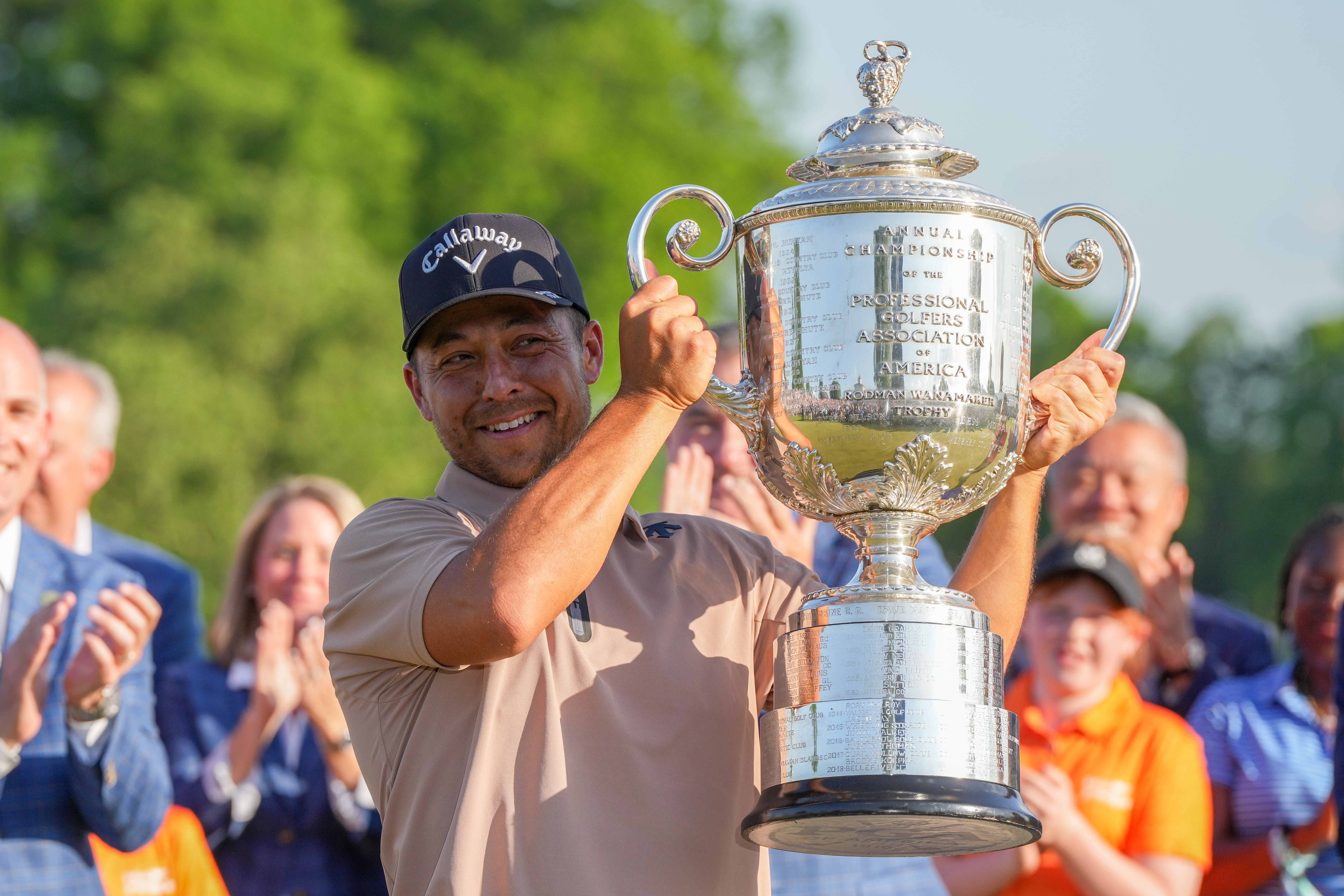 Xander Schauffele with PGA Championship trophy - Source: Imagn
